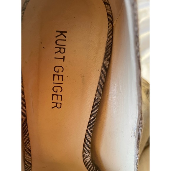 Kurt Geiger Peep Toe Heels Herringbone Pattern Floral  Made in Italy Size 38 7.5 - Picture 7 of 7
